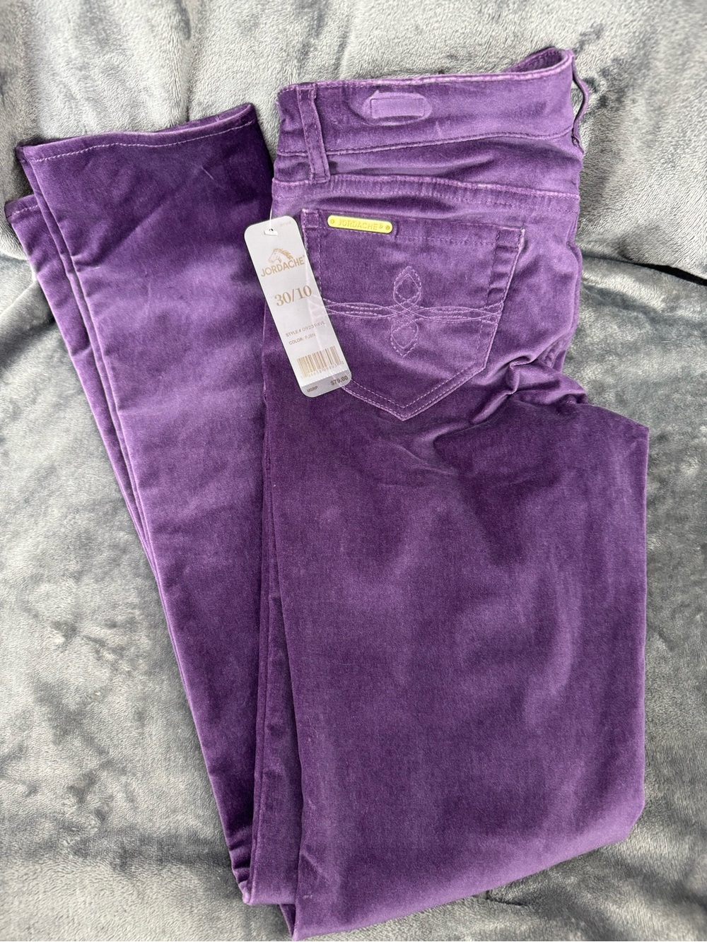 NWT Jordache Purple Plum Velvet Sienna Skinny Pants Size 30/10 Style 092394VL